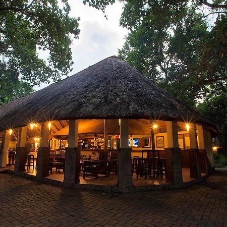 Island Safari Lodge Maun Extérieur photo